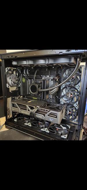 ASUS TUF Gaming GeForce RTX 5080 16GB GDDR7 OC Edition TUF ASUS TUF Gaming GeForce RTX 5080 16GB GDDR7 OC Edition TUF