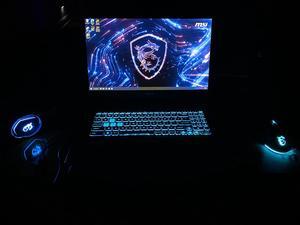 MSI Katana 17 B12VGK-217CA Gaming Laptop Intel Core i7-12650H