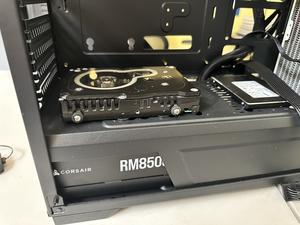 CORSAIR RM850e Fully Modular Low-Noise ATX Power Supply CORSAIR RM850e Fully Modular Low-Noise ATX Power Supply