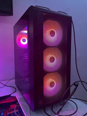 Ruby・Radio-Active ABS Cyclone Ruby Gaming PC - Windows 11 - AMD Ryzen 7 9700X