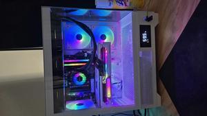 AVGPC Whirlwind Gaming PC AMD Ryzen 7 9700X Zen5, Radeon RX 9070