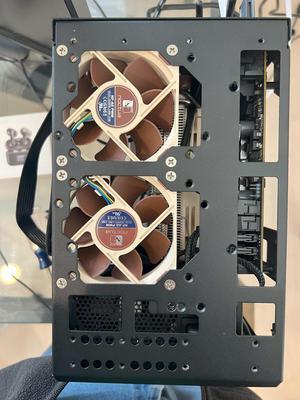 Mechanic Master C24 Small Cube Sugar Mini-ITX Chassis Mechanic Master C24 Small Cube Sugar Mini-ITX Chassis