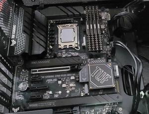 ASUS TUF Gaming Z790-Plus WiFi D4 LGA 1700(Intel14th & 13th &12th