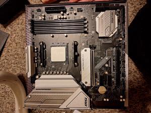 Scheda Am4 Micro Atx Ricondizionata MSI B550M Pro-VDH WiFi Carte Mère Scheda Am4 Micro Atx Ricondizionata MSI B550M Pro-VDH WiFi Carte Mère