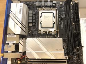 ASRock H670M PRO RS LGA 1700 Intel H670 SATA 6Gb/s DDR4 ASRock H670M PRO RS LGA 1700 Intel H670 SATA 6Gb/s DDR4