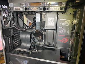 Scheda Madre ASUS ROG STRIX Z490-H GAMING ATX Con Socket LGA1200 E DDR4 Per Intel 10ª E 11ª Gen