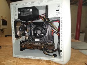 tu♡ Converse White Chuck Taylor All Star Lugged 2.0 Sneakers