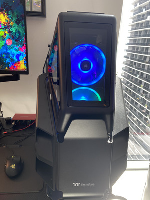 Thermaltake AH T200 Micro-ATX Gehäuse – Mit 2x Gehärtetem Glas, Hubschrauber-Design, Offenes Frame