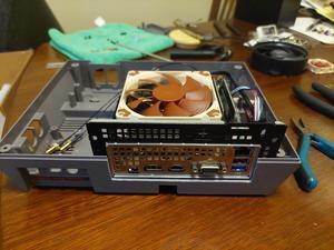 ASRock DESKMINI X300W AMD X300 mini PC Barebone AMD AM4 ASRock DESKMINI X300W AMD X300 mini PC Barebone AMD AM4