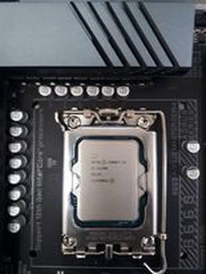 Intel Core i5-12400 - Core i5 12th Gen Alder Lake 6-Core 2.5