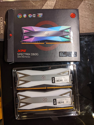 XPG SPECTRIX D60G 16GB (2 x 8GB) DDR4 3000 (PC4 24000) Desktop