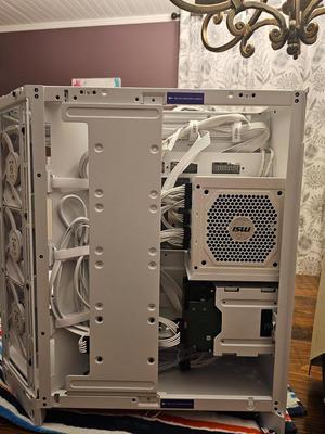 PCしろうと iiyama PC LEVEL-R7B6-LCR99Z-XK1X-SUZURA [RGB Build] | パソコン工房