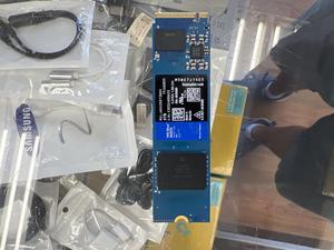 Western Digital WD Blue SN570 NVMe M.2 2280 250GB PCI Western Digital WD Blue SN570 NVMe M.2 2280 250GB PCI