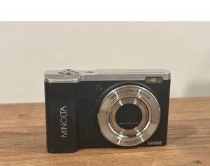 Minolta 56 Mega Pixels Dual Lens Point & Shoot Digital Camera with