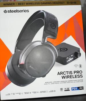 Arctis Pro Wireless Gaming Headset Wireless + Bluetooth Arctis Pro Wireless Gaming Headset Wireless + Bluetooth