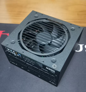 Vetroo 1000W White Power Supply ATX 3.1 Ready Dual PCIe 5.1, 80