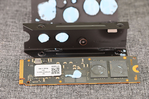 Crucial T700 GEN5 NVME M.2 SSD w/ Heatsink 2280 1TB PCI Crucial T700 GEN5 NVME M.2 SSD w/ Heatsink 2280 1TB PCI