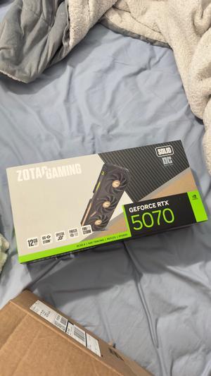 ZOTAC Solid OC GeForce RTX 5070 12GB 192-Bit GDDR7 PCI ZOTAC Solid OC GeForce RTX 5070 12GB 192-Bit GDDR7 PCI