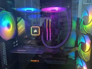 GIGABYTE Radeon RX 7800 XT GAMING OC 16G Graphics Card, 3x