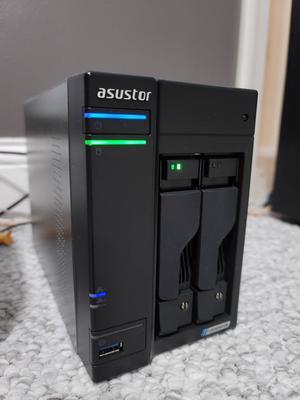 Asustor AS6706T Lockerstor 6 Gen2,4Bay NAS,Quad-Core 2.0GHz Asustor AS6706T Lockerstor 6 Gen2,4Bay NAS,Quad-Core 2.0GHz