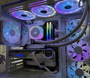 CORSAIR iCUE LINK H150i RGB Liquid CPU Cooler - QX120 RGB Fans