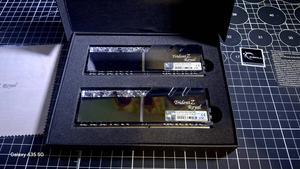 ロイヤル NeweggBusiness - G.SKILL Trident Z Royal Series 32GB (4 x