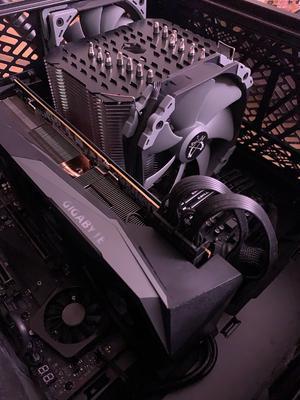 GIGABYTE Radeon RX 6800 XT GAMING OC 16G Graphics Card