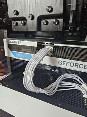 GIGABYTE GeForce RTX 4070 Ti SUPER WINDFORCE MAX OC 16G GIGABYTE GeForce RTX 4070 Ti SUPER WINDFORCE MAX OC 16G