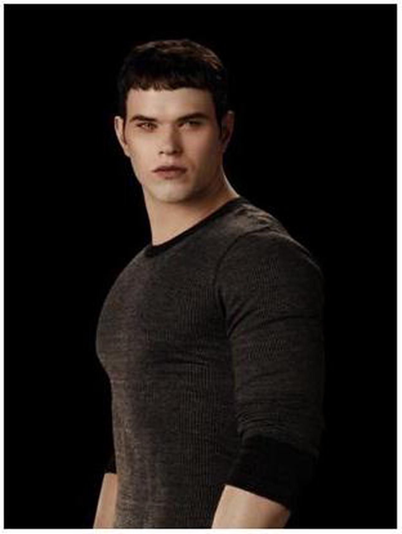 Alt view image 4 of 20 - The Twilight Saga: Eclipse (2010 / Blu-Ray) Kristen Stewart, Robert Pattinson, Taylor Lautner