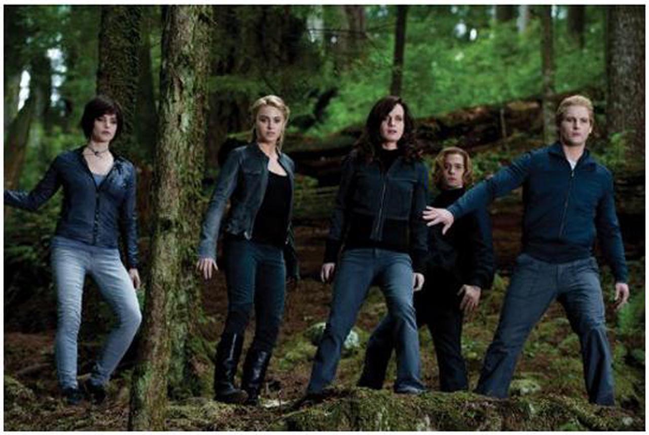Alt view image 6 of 20 - The Twilight Saga: Eclipse (2010 / Blu-Ray) Kristen Stewart, Robert Pattinson, Taylor Lautner
