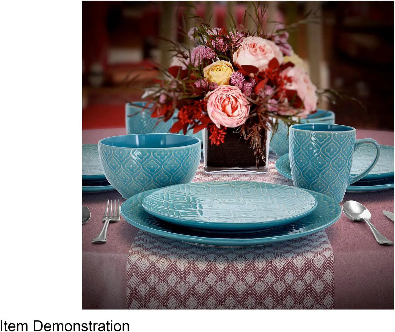Alt view image 7 of 7 - Elama Aqua Lily 16 Piece Luxurious Stoneware Dinnerware with Complete Setting for 4