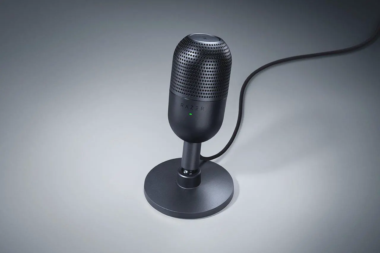 Alt view image 4 of 6 - Razer Seiren V3 Mini Wired Ultra-compact Condenser USB Microphone - Black