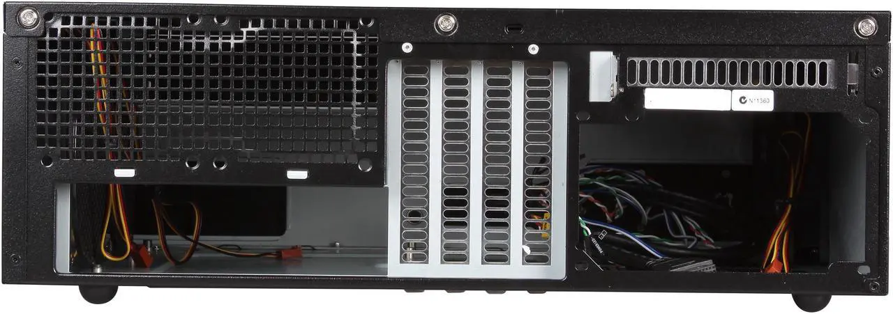 Silverstone sst-gd05b grandia | usb 3. 0 | micro-atx mini-itx | htpc desktop ohišje 3 Silverstone sst-gd05b grandia zadnja stran in razporeditev razširitvenih rež