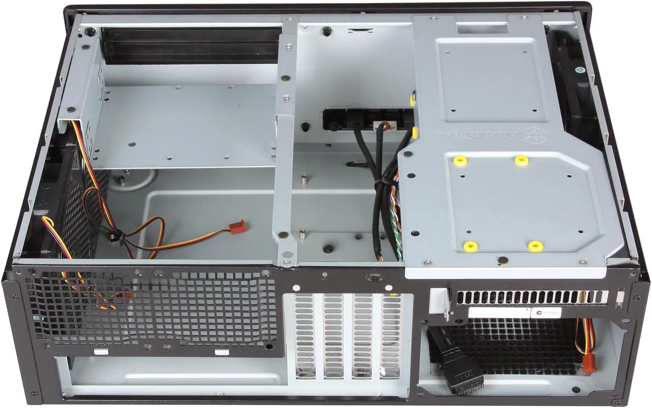 Silverstone sst-gd05b grandia | usb 3. 0 | micro-atx mini-itx | htpc desktop ohišje 4 Silverstone sst-gd05b grandia notranjost ohišja pogled od zgoraj