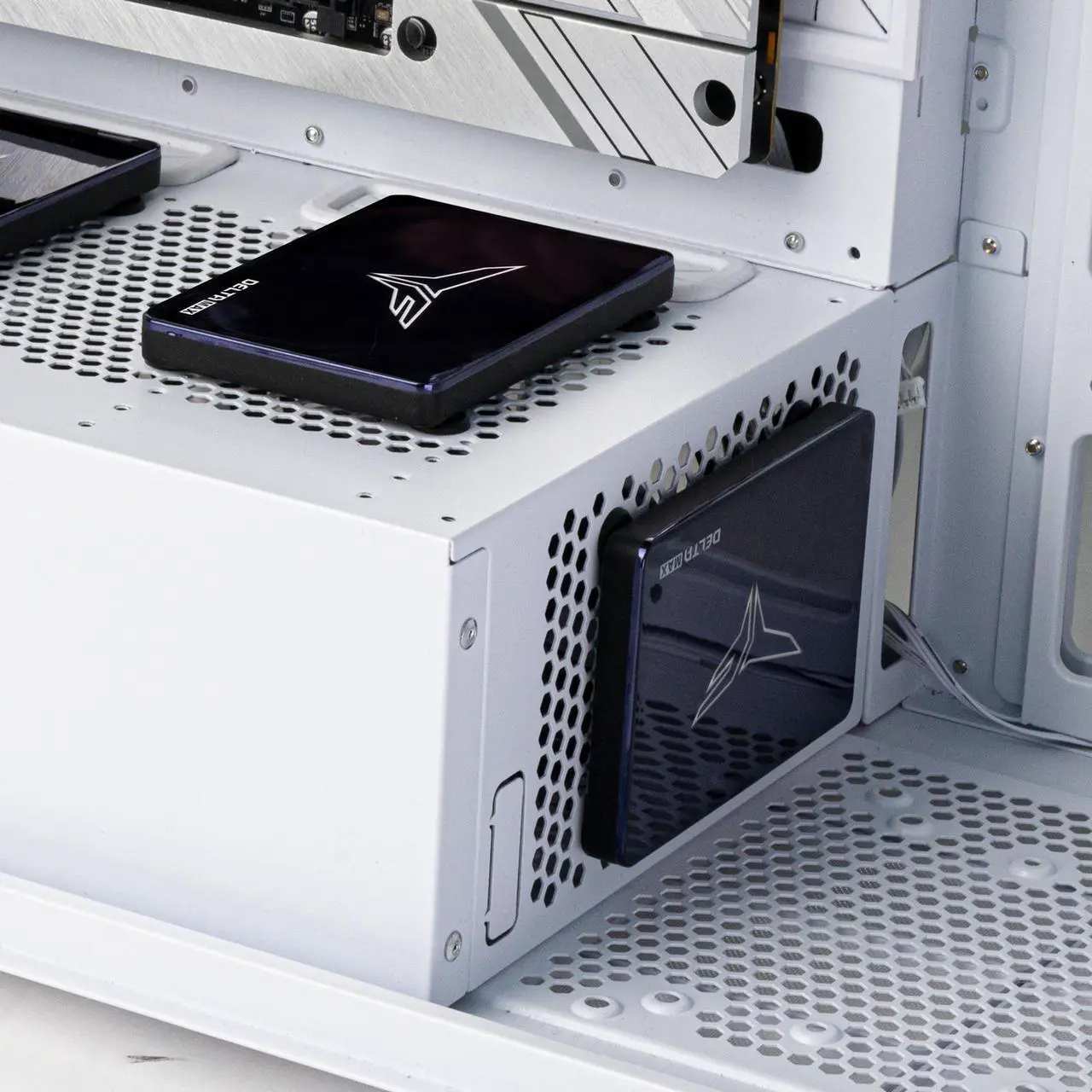 Alt view image 15 of 18 - SilverStone SETA A2 Gold/White Steel / Plastic / Tempered Glass ATX Mid Tower Computer Case