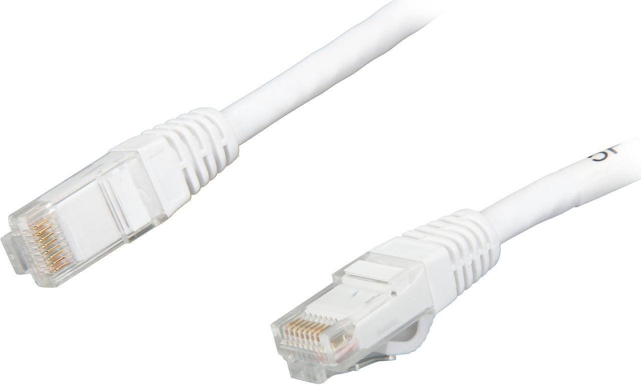 C2G 31343 Cat6 Cable - Snagless Unshielded Ethernet Network Patch Cable, White (5 Feet, 1.52 Meters)