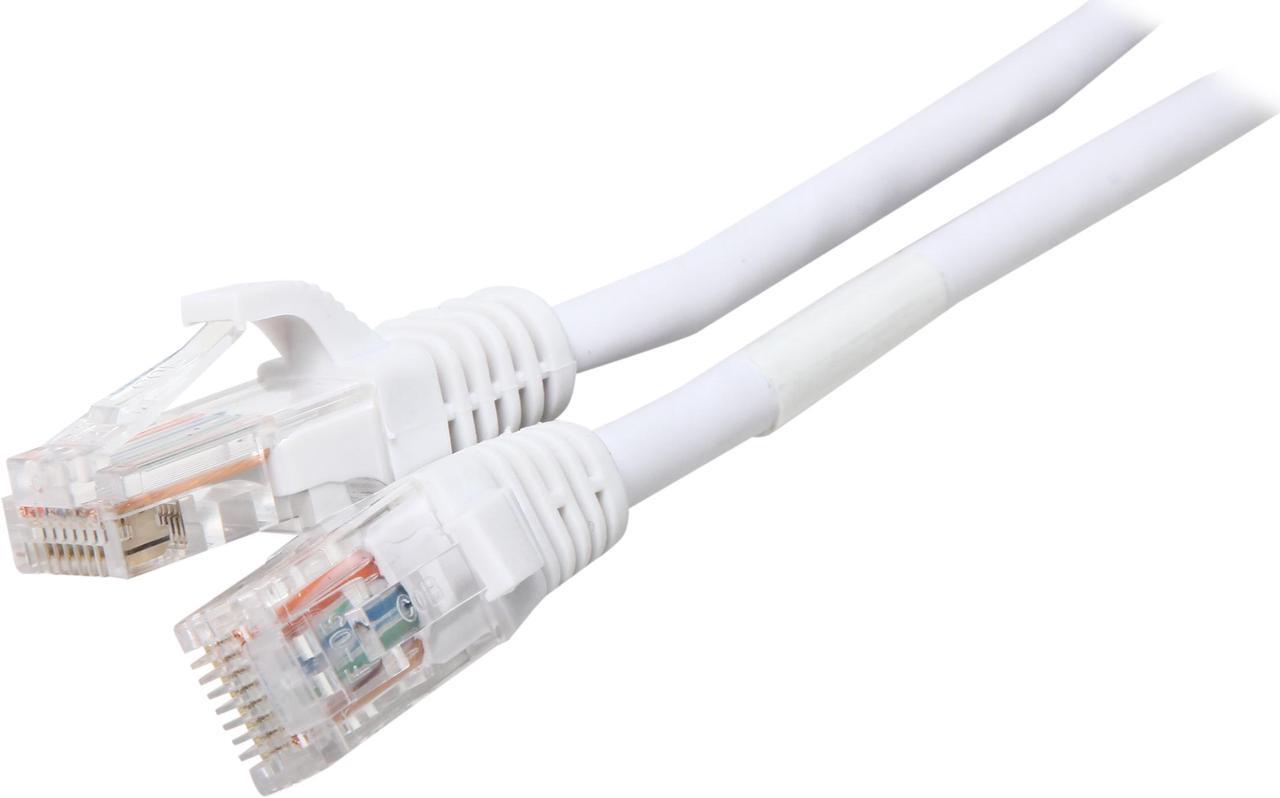 Main image of C2G 25428 Cat5e Cable - Snagless Unshielded Ethernet Network Patch Cable, White (10 Feet, 3.04 Meters)