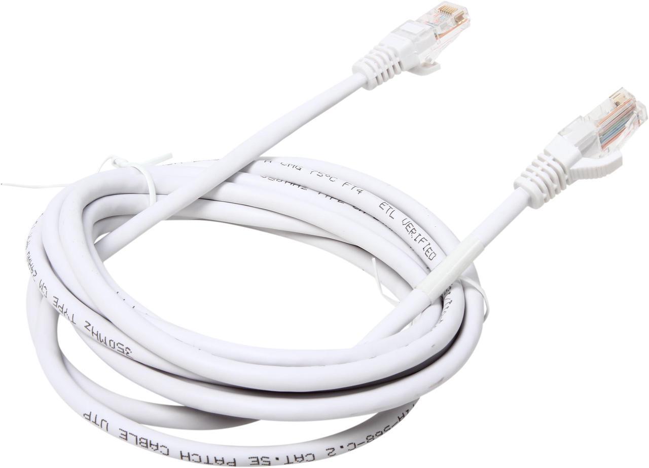 Alt view image 2 of 3 - C2G 25428 Cat5e Cable - Snagless Unshielded Ethernet Network Patch Cable, White (10 Feet, 3.04 Meters)