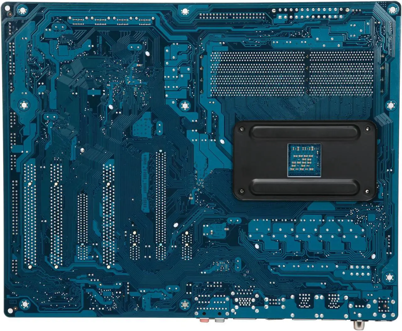 Alt view image 4 of 5 - GIGABYTE GA-790XTA-UD4 AM3 AMD 790X USB 3.0 ATX AMD Motherboard
