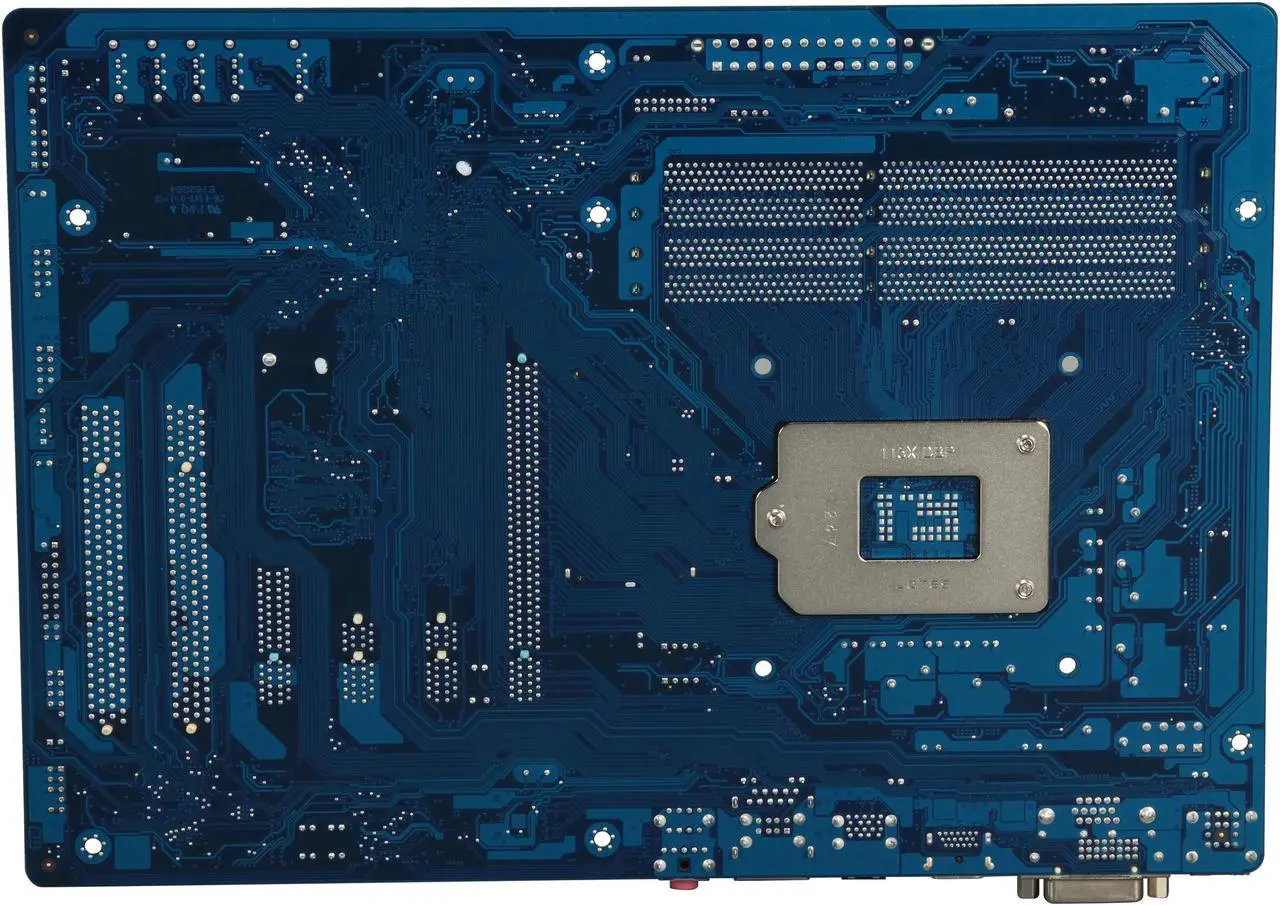 Alt view image 4 of 5 - GIGABYTE GA-Z77-DS3H LGA 1155 Intel Z77 HDMI USB 3.0 ATX Intel Motherboard