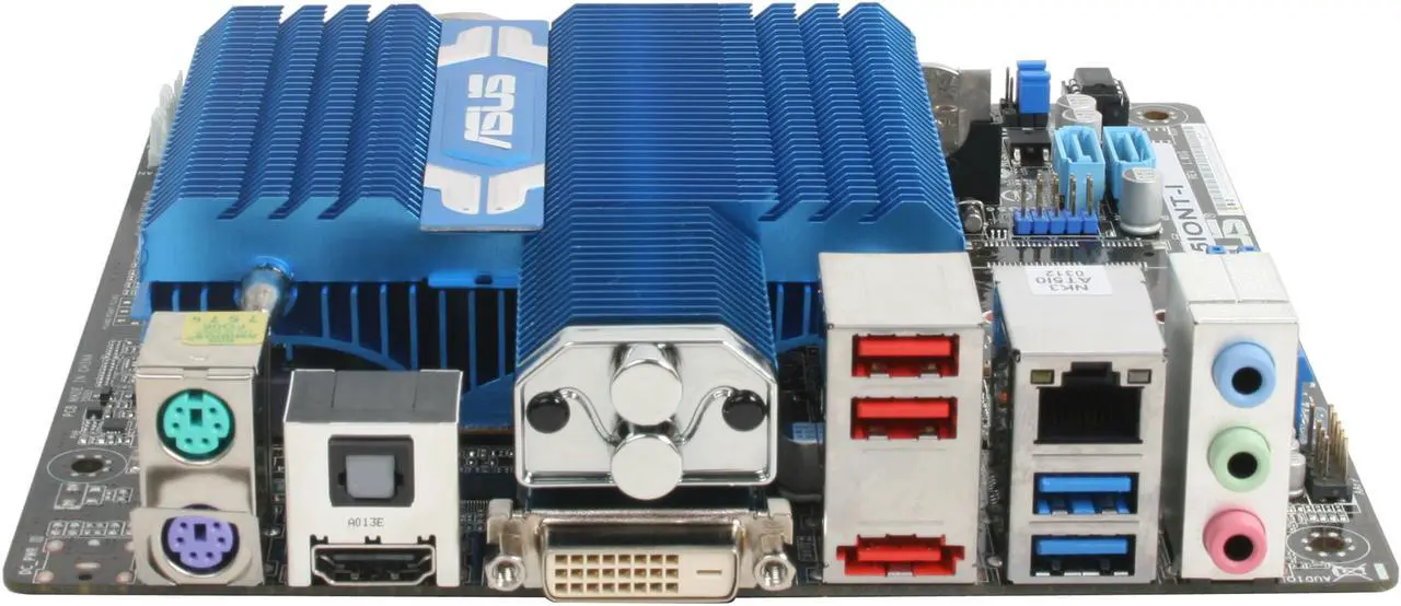 Alt view image 2 of 5 - ASUS AT5IONT-I Intel Atom D525 (1.8GHz, dual-core) BGA559 Intel NM10 Mini ITX Motherboard / CPU Combo