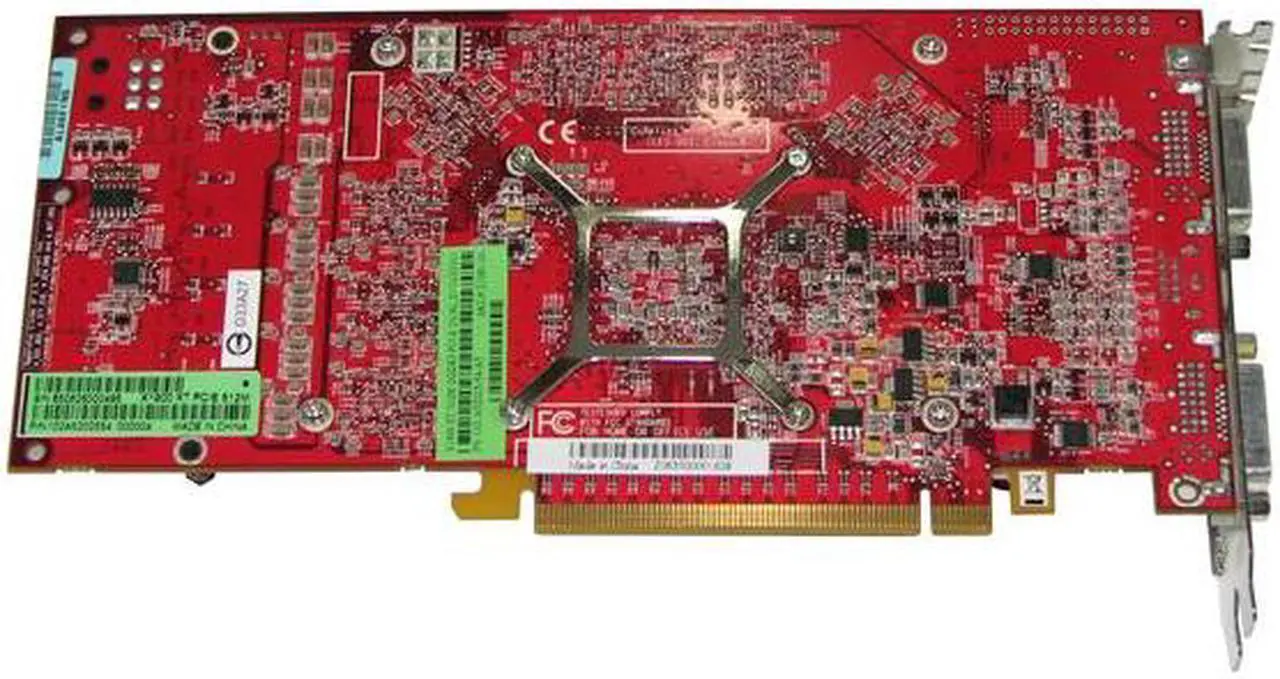Alt view image 3 of 3 - SAPPHIRE Radeon X1900XT 512MB GDDR3 PCI Express x16 Graphics Card 100149 - OEM
