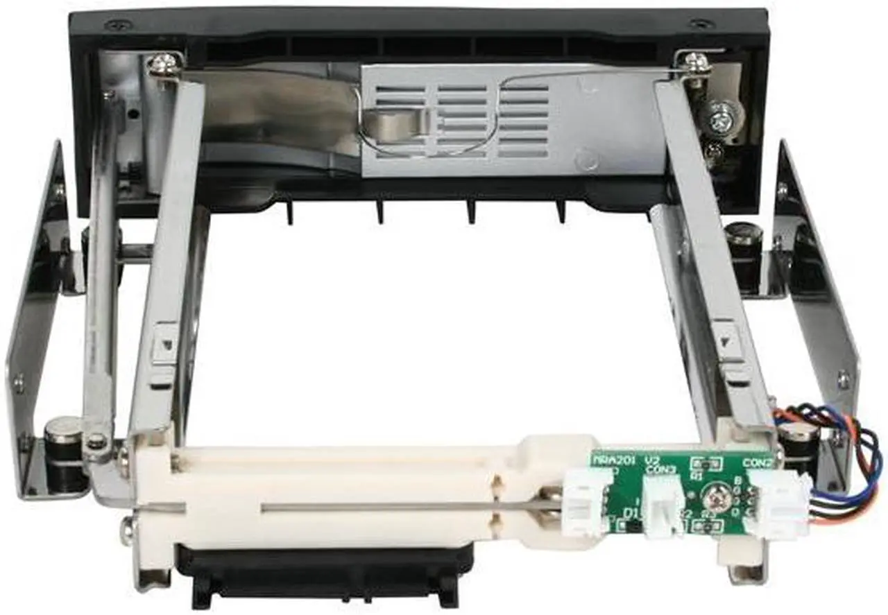 Alt view image 4 of 6 - Thermaltake N0023SN Max 4 3.5" SATA HDD Rack