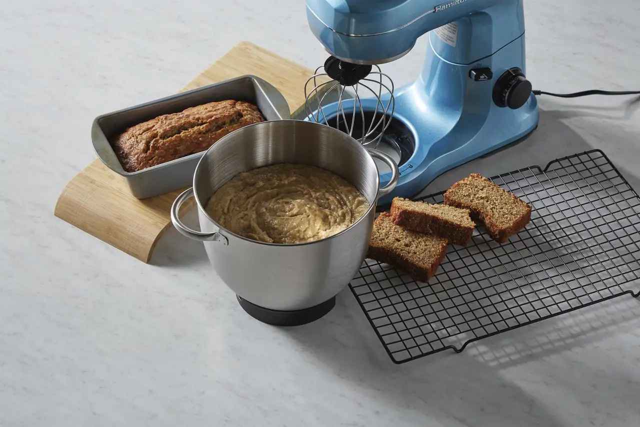 Alt view image 9 of 9 - Hamilton Beach 7 Speed Stand Mixer, Blue 63393G