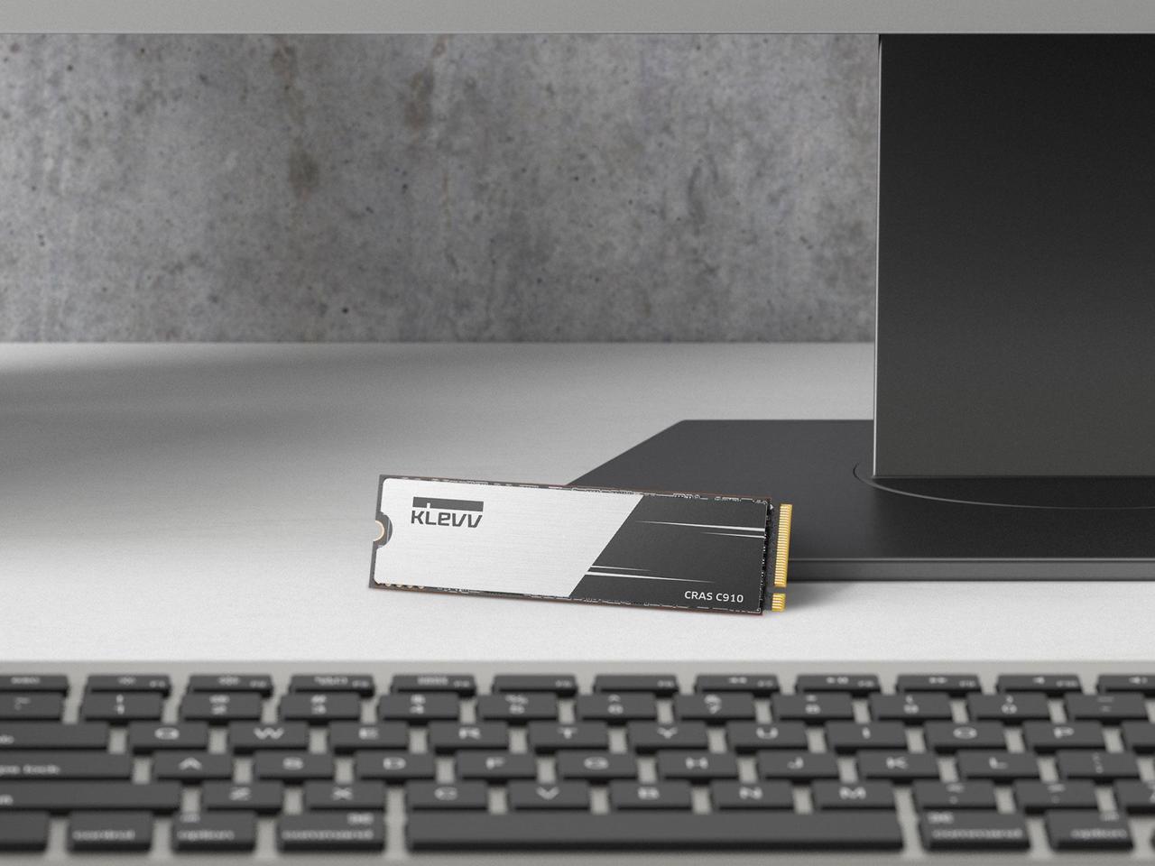 Alt view image 5 of 8 - KLEVV CRAS C910 2TB M.2 2280 SLC Cache NVMe PCIe Gen4x4 Laptop & Desktop Internal SSD Heatsink Included, up to 5200MB/s (K02TBM2SP0-C91)