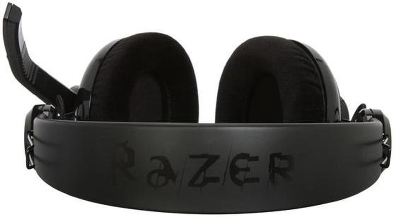 Alt view image 4 of 5 - Razer Carcharias Over Ear PC Gaming Headset