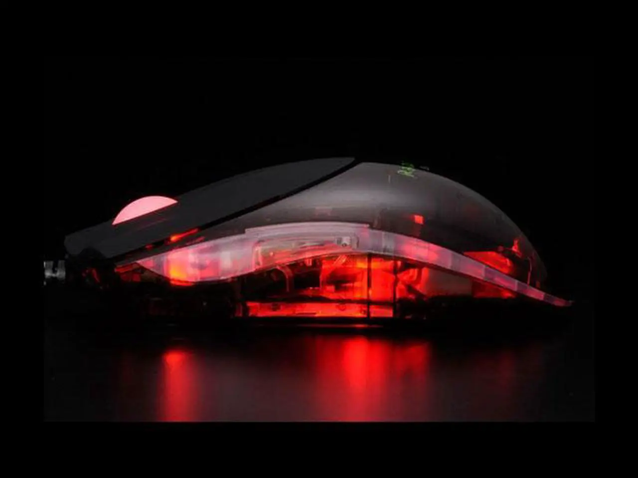 Alt view image 5 of 9 - RAZER Diamondback Precision Gaming RZ01-020200-R1M1 Salamander Red 7 Buttons 1 x Wheel USB Wired Optical Mouse