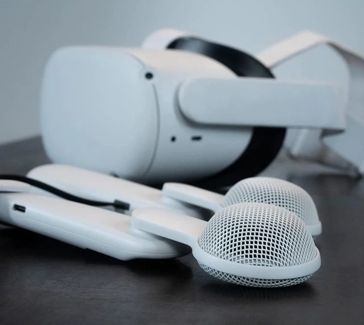 Alt view image 6 of 6 - Logitech Chorus VR Off-Ear Headset for Meta Quest 2 - White