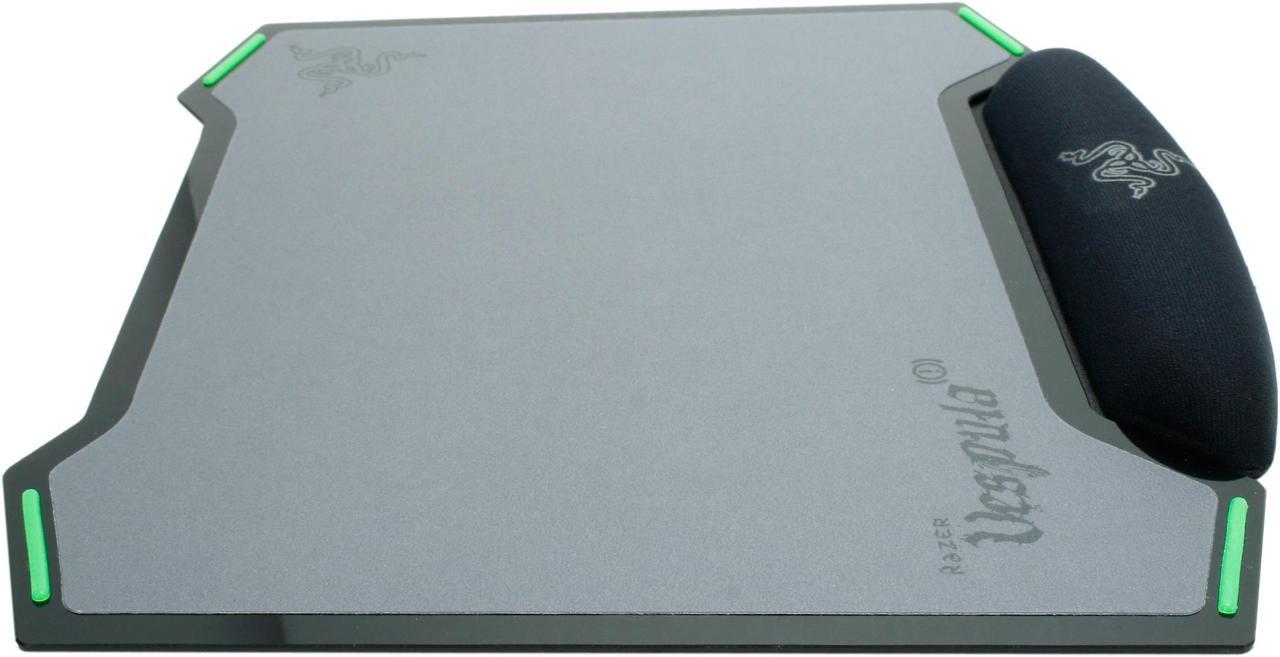 Alt view image 3 of 4 - RAZER Vespula Dual-Sided Gaming Mouse Mat