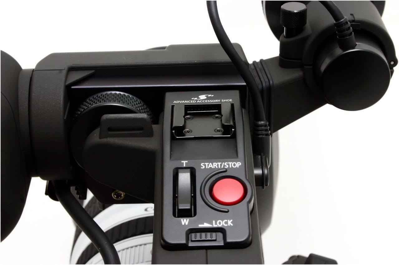 Alt view image 11 of 20 - Canon XL2 3CCD 20X Optical Zoom Professional Camcorder